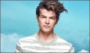 Qui est amoureux de ce candidat ?