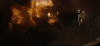 Quel est le nom du mythique pont qui se trouve dans la Moria (o Gandalf combat le Balrog) ?