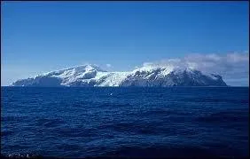 quel pays appartient l'le Bouvet (Bovetoya), situe entre l'Afrique du Sud et l'Antarctique ?
