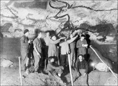 Qu'ont dcouvert quatre enfants lors d'une balade en septembre 1940 ?