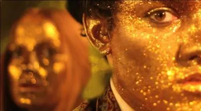 Voici une image de clip du groupe que vous deviez identifier dans la question 4. De quelle chanson s'agit-il ?