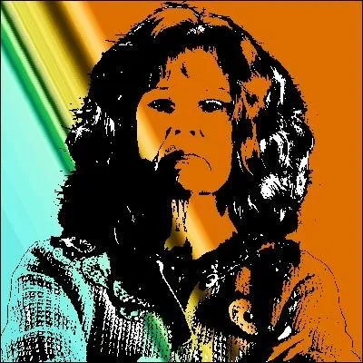 Cuisinire mrite (ou cordon bleu, si vous avez faim), as du tricot... Tous ces surnoms pourraient me convenir. Mais je m'appelle :