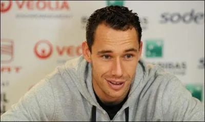 Qui est ce joueur de tennis français ?