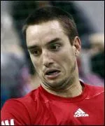 Qui est ce joueur de tennis serbe ?