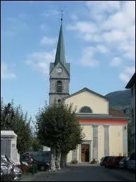 Voici l'glise de la commune Rhnalpine de Lugrin, situe dans le dpartement n...
