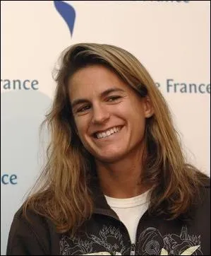 Quel est le prnom de cette joueuse de tennis dont le nom est  Mauresmo  ?