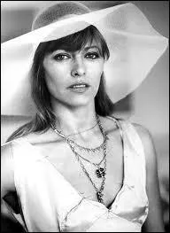 Comment s'appelle Madame Delon, actrice de son tat ?