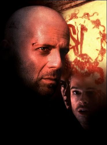Qui joue le partenaire frappadingue de Bruce Willis dans  L'Arme des douze singes  ?
