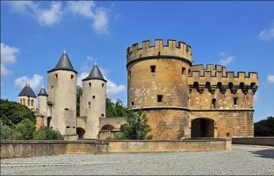 Quand a dbut la construction de la Porte des Allemands ?