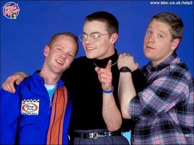 Quel est ce trio anglais d'enfer ? Le chanteur a une voix a casser du cristal ( Why ).