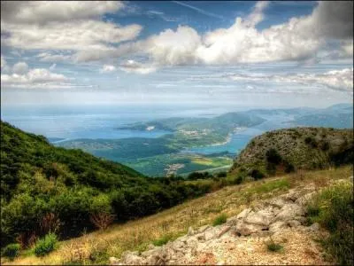 Le Montngro est une rpublique :