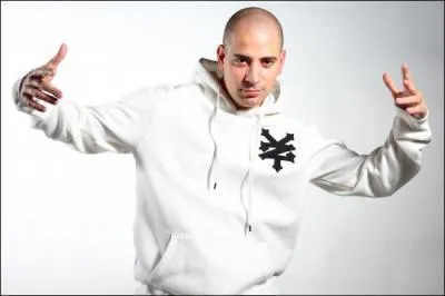 Qui est ce chanteur ?