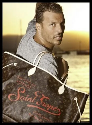 Qui est le fondateur et grant du VIP Room  St-Tropez ?