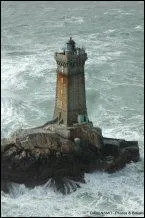 Trapu comme une tour mdivale, rig sur le rocher de Gorle Bella, il se dresse au-dessus des dferlantes qui lui sont familires.