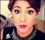 Avec qui Violetta est-elle sortie ?