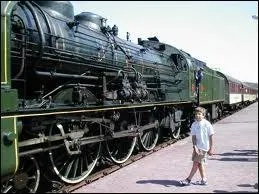 De combien de parties la locomotive  Vapeur est-elle compose ?