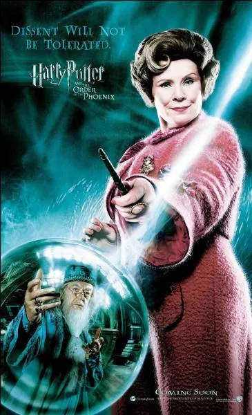 Quelle mauvaise action supplmentaire fait Ombrage  Harry dans le livre ?