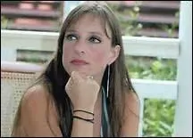 De quelle chanson interprte par Lynda Lemay sont extraites les paroles suivantes :  Excuse-moi, j'voulais pas t'faire de mal / J'voulais pas tre une maman comme a  ?