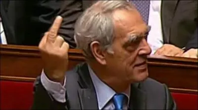 Dans quelle affaire de financement illgal de son parti, Henri Emmanuelli a-t-il t condamn  18 mois de prison avec sursis et 2 ans de privation de droit civique ?