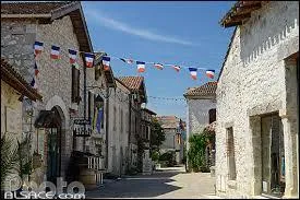 Je vais vous faire visiter le village de Pujols, dans le dpartement 47. Ce village, class parmi les Plus Beaux de France, se situe en rgion ...