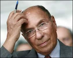 En 1997, Serge Dassault avait fait saisir le journal Marianne qui le désignait comme ''empereur tricolore de la corruption'' . Un an plus tard, en Belgique, il sera condamné à 2 ans de prison pour corruption dans l'affaire Agusta. Que vend cette société ?