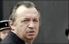 Pour l'instant, Jean-Noël Guérini est simplement mis en examen dans des affaires très graves si elles étaient avérées. Il est actuellement président du Conseil général et sénateur...