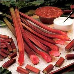 Si l'on vous sert en dessert une tarte  la rhubarbe de Crosville, dans quelle rgion vous trouvez-vous ?