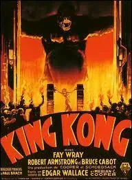 Sur quel building new-yorkais meurt King-Kong dans le remake de John Guillermin ?