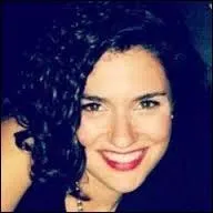 Je suis l'assistante de Ludmila. Je suis ...