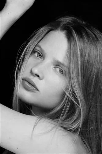 Et cette actrice franaise ?