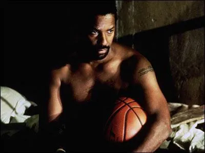 Et avec son ballon ?