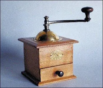 Est-il vrai que les Peugeot fabriquaient des moulins à café ?