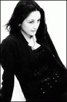 Et enfin, on peut la voire dans un film scandaleux avec Raffaella Anderson  ?