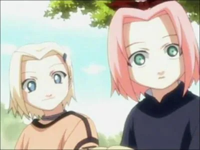 Quel est le lien qui unit ces 2 filles?