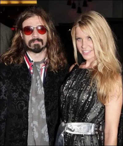 Quel est le lien de parent entre Rob Zombie (ralisateur de films d'horreur) et Sheri Moon Zombie (actrice) ?