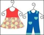 Ensemble des vtements de srie.