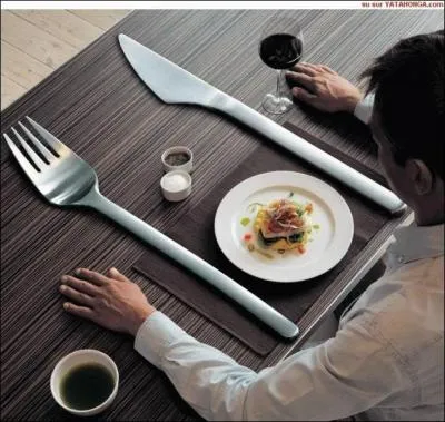 Lequel de ces arbres porte un fruit comestible?