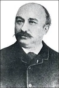 Ingnieur et pionnier de l'aviation, je nais le 2 avril 1841  Muret (Haute-Garonne) et dcde le 3 mars 1925  Toulouse, je suis le premier  faire dcoller un engin motoris plus lourd que l'air en 1890, ce vol antrieur  celui des frres Wright en 1903 est encore de nos jours controvers, mon appareil tant pratiquement incontrlable dans l'air, qui suis-je ?