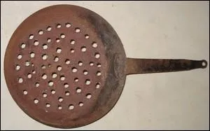  quelle utilisation est rserv cet ustensile, vestige d'une belle tradition ?