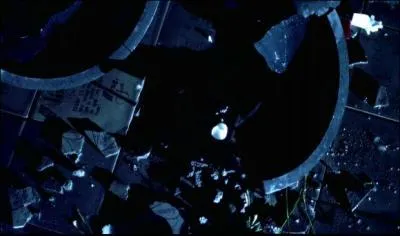 Dans la saison 1, qui a dtruit le mmorial pour Alison ?