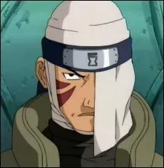 Qui est ce gars avec un drap sur le cot?