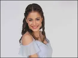 Martina Stoessel avait quel ge lors du tournage de la saison 1 de  Violetta  ?