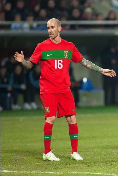 Qui est ce footballeur portugais ?