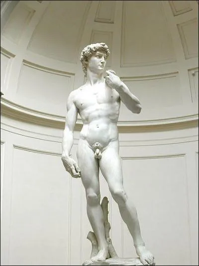 Qui a sculpt 'David' ?