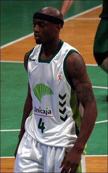 Qui est ce basketteur ?