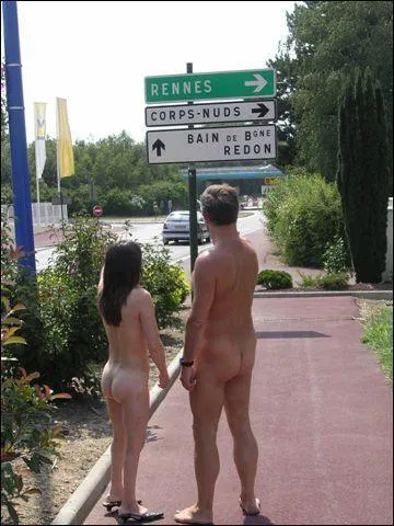 Que pratiquent les individus de la photo ?