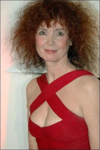 Qui est cette actrice, capable de jouer tous les rles, et si drle dans  Tanguy , o elle joue l'pouse d'Andr Dussolier, qui ftera aujourd'hui (20 septembre 2013) ses 64 ans ?