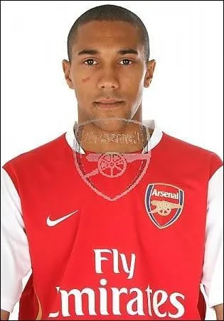 Comment s'appelle le joueur ci-contre ?