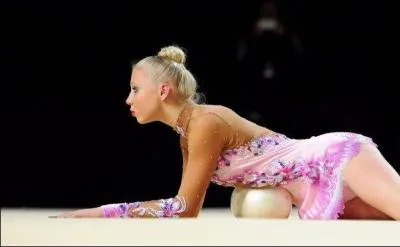 Quelle est la nationalit� de Kseniya Moustafaeva ?