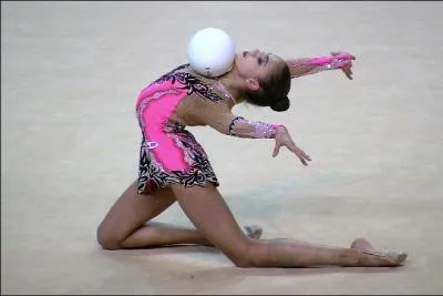 Quelle est la nationalit� de Margarita Mamun ?